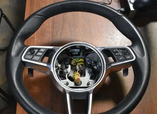 Porsche Panamera (971) Steering wheel