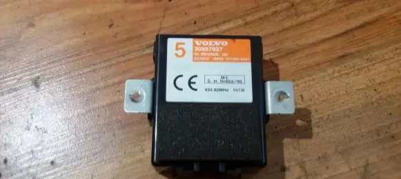 Volvo S40, V40 Other control units/modules 30857627 151300-8381