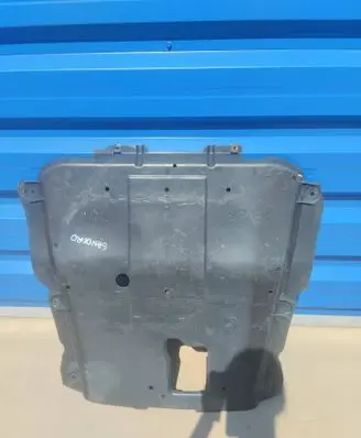 Dacia Sandero Engine splash shield/under tray 758908552R