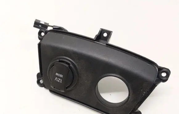KIA Sportage 12 V Socket (front) 