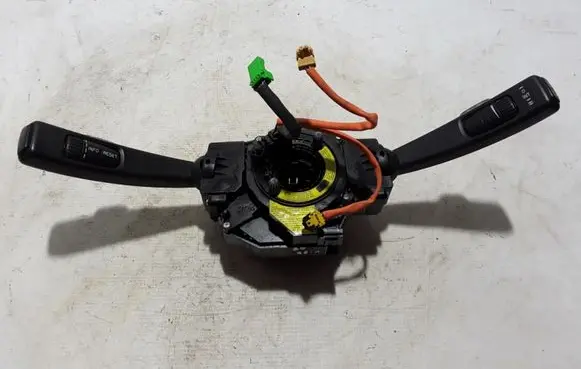 Volvo V50 Wiper turn signal indicator stalk/switch 