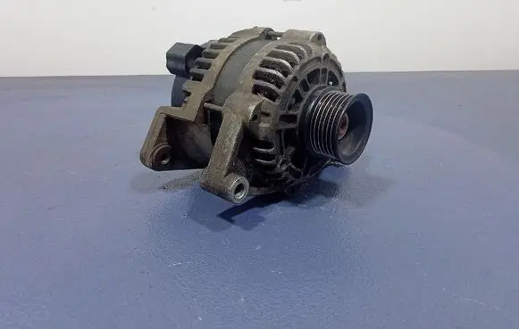Chevrolet Aveo Generator/alternator 13579664