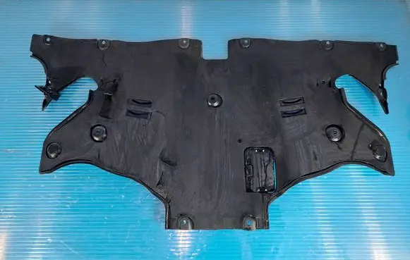 Tesla Model 3 Engine splash shield/under tray 149877100