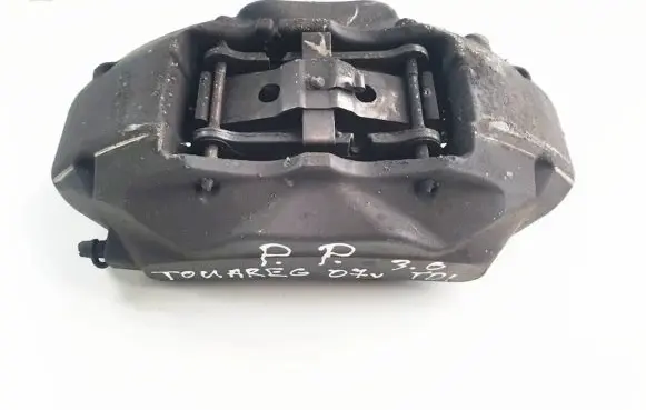 Volkswagen Touareg I Front brake caliper