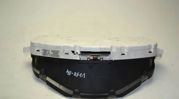 Volvo V50 Speedometer (instrument cluster) 36002714 69199420T 31296228