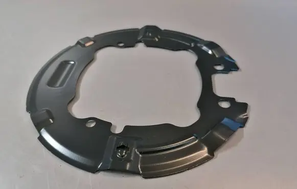BMW X1 E84 Rear brake disc plate dust cover 6787315 34206787315