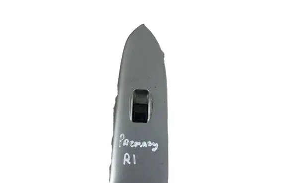 Mazda Premacy Electric window control switch GE6M684L1