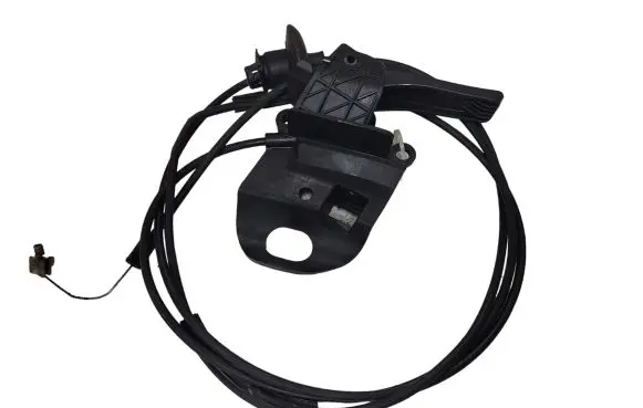 Peugeot 308 Engine bonnet (hood) release handle