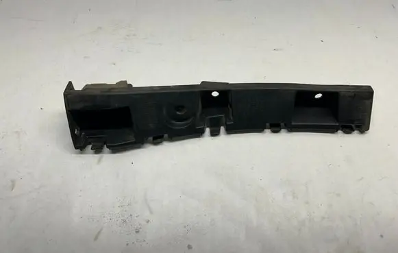 Ford Mustang VI Front bumper mounting bracket FR3B16C066AC