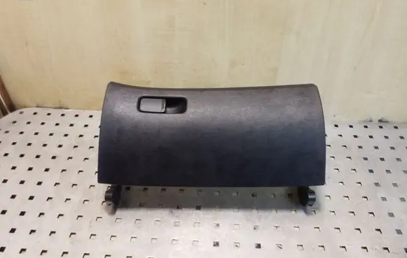 Skoda Fabia Mk2 (5J) Glove box lid/cover 5J1857121
