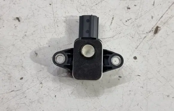 Audi A4 S4 B7 8E 8H Airbag deployment crash/impact sensor 8P0955557