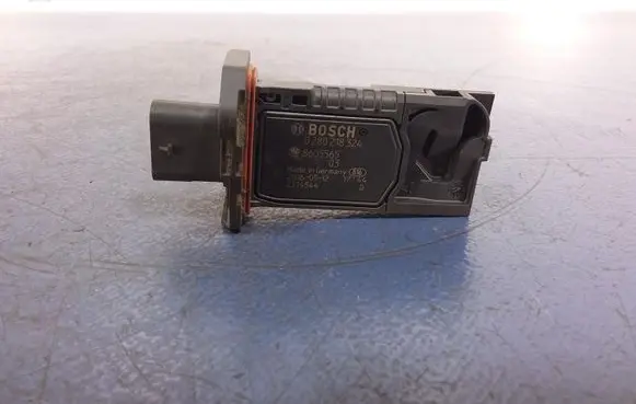 BMW 4 F32 F33 Mass air flow meter 8605565