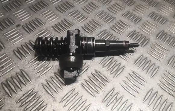 Volkswagen Phaeton Fuel injector 07Z130073H