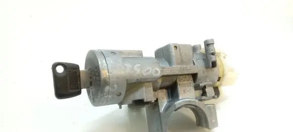 Mazda 121 Ignition lock SL17