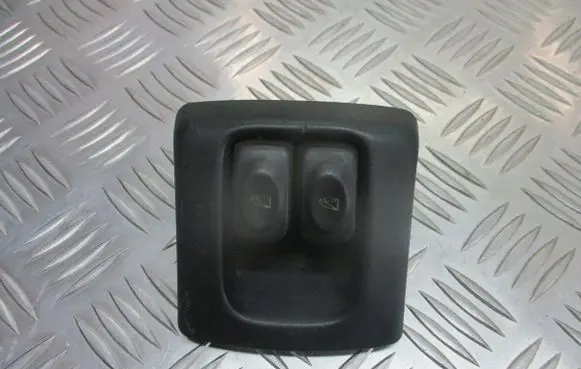 Renault Megane I Quarter vent window switch 