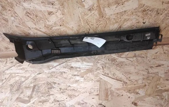 Toyota Corolla E120 E130 Wiper trim 5578202050