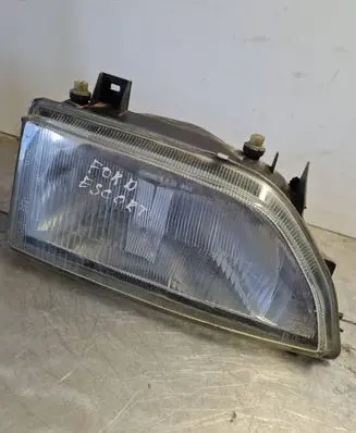 Ford Escort Headlight/headlamp E31750245488 0145439