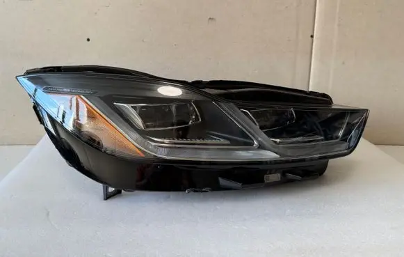 Jaguar I-Pace Headlight/headlamp J9D313W029