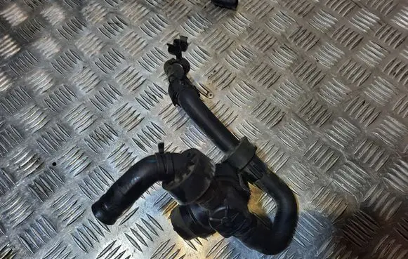 Volkswagen Touareg II Coolant heater control valve 1J0819809