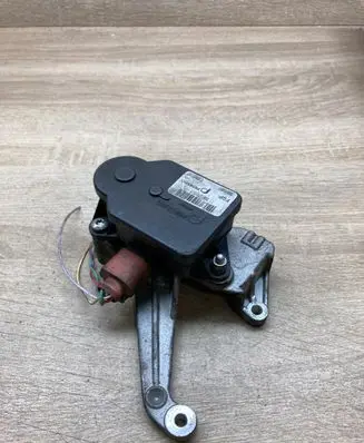 Opel Vectra C Intake manifold valve actuator/motor 55206457 30610701510