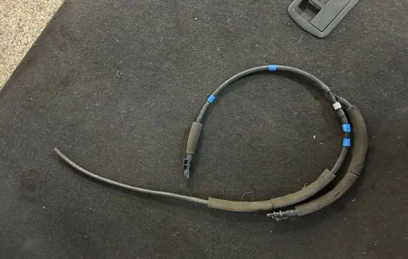 Jaguar I-Pace Windshield washer fluid hose 