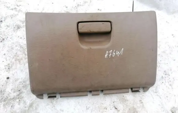 Chrysler Voyager Glove box 