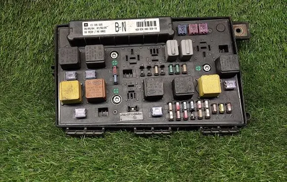 Opel Astra H Engine control unit/module ECU 13145035 135145035BN 5DK00866810
