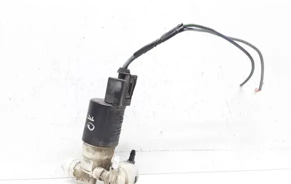 Volvo V60 Windscreen/windshield washer pump 31349264 31349244