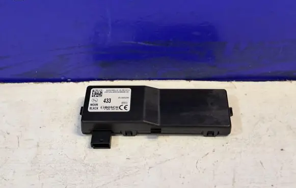 Saab 9-5 Door central lock control unit/module 13503204