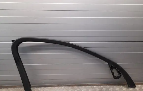 Audi A8 S8 D4 4H Front door window/glass frame 4H0867609A