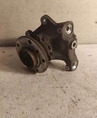 BMW 1 E81 E87 Front wheel hub 312167644303 12201210 676444303