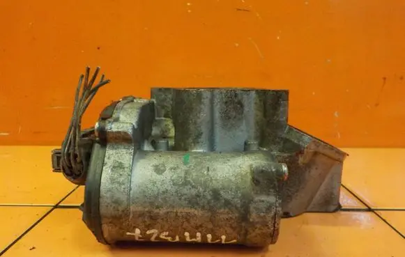 Renault Trafic II (X83) EGR thermostat 11MB27