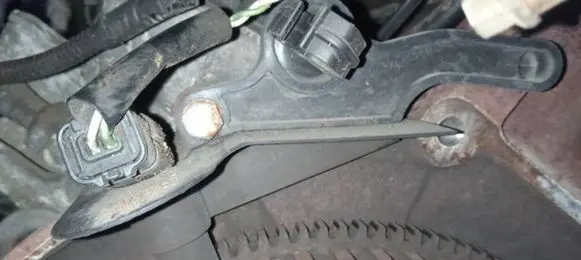 Citroen C4 I Crankshaft position sensor 9637465980