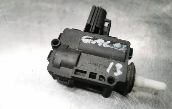 Fuel tank cap lock motor