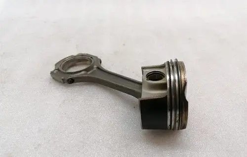 Mercedes-Benz C W205 Piston with connecting rod A1770300800