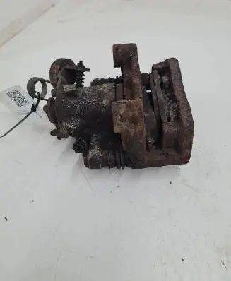 Opel Zafira A Front brake caliper