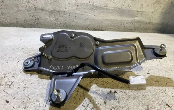 Suzuki Grand Vitara II Rear window wiper motor 2596000632
