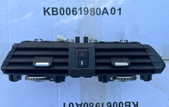 BMW X4 G02 Dash center air vent grill 9363444