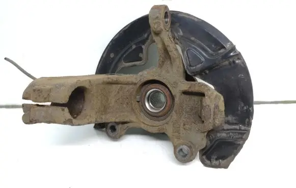 Volvo V60 Front wheel hub spindle knuckle 6G912C447BD