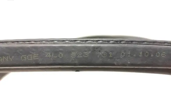 Audi Q7 4L Engine compartment rubber 4L0823731