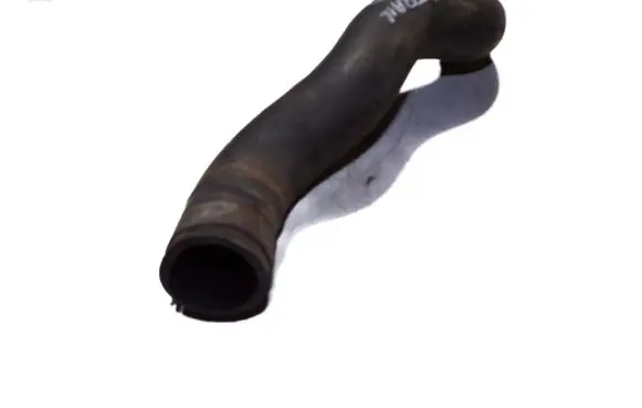 Nissan X-Trail T30 Engine coolant pipe/hose
