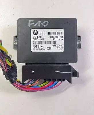 BMW 5 F10 F11 Hand brake control module 6858017 23122010 32620276A