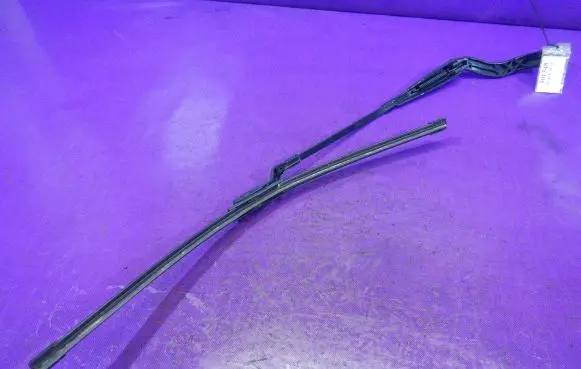 Ford S-MAX Front wiper blade arm 6M2117526CF