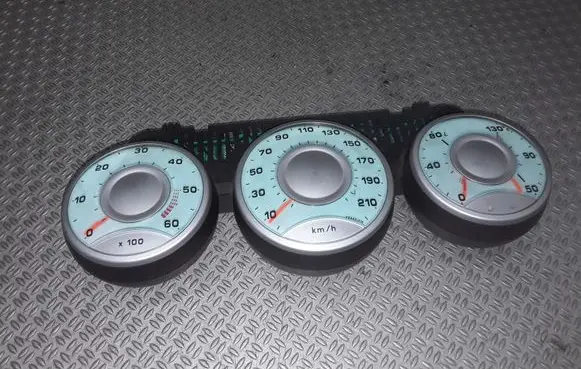 Speedometer (instrument cluster)