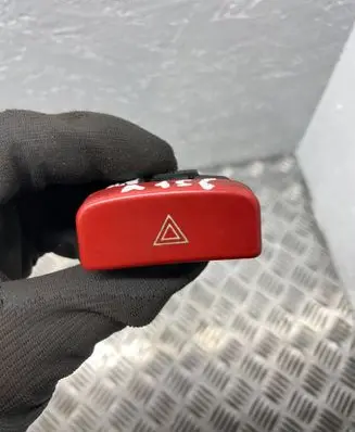 Alfa Romeo 156 Hazard light switch A223