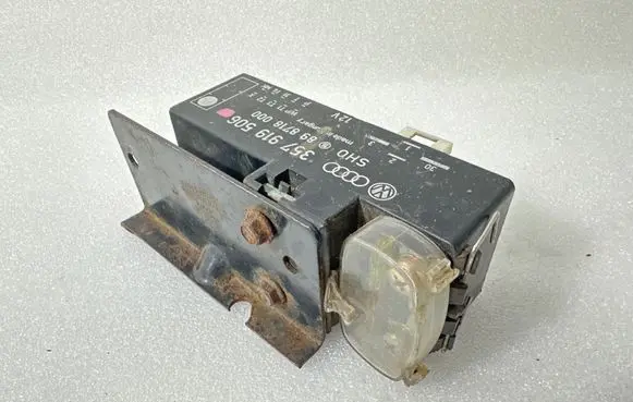 Volkswagen Sharan Coolant fan relay 357919506 898718000