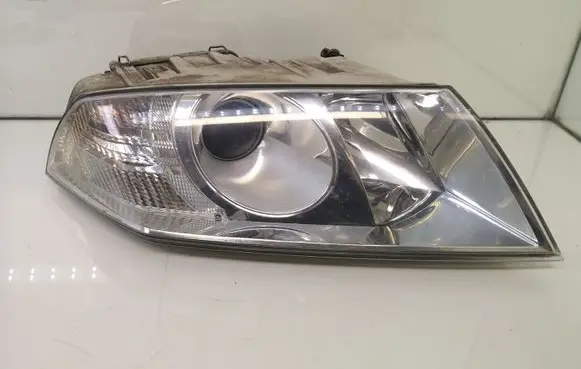 Skoda Octavia Mk2 (1Z) Headlight/headlamp