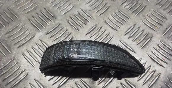 Subaru Impreza IV Mirror indicator light 