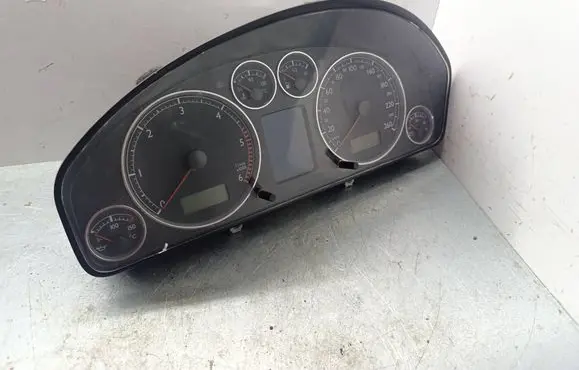 Seat Alhambra (Mk1) Speedometer (instrument cluster) 7m7920840L