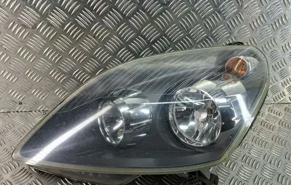 Opel Zafira B Headlight/headlamp 0301214201